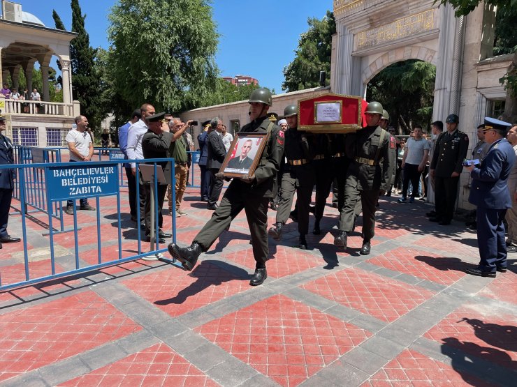 Şehit Uzman Çavuş Enes Özgül son yolculuğuna uğurlandı