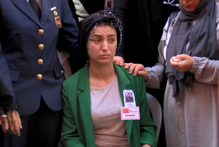 Şehit Enes Özgül'ün cenazesi helallik için baba evine getirildi