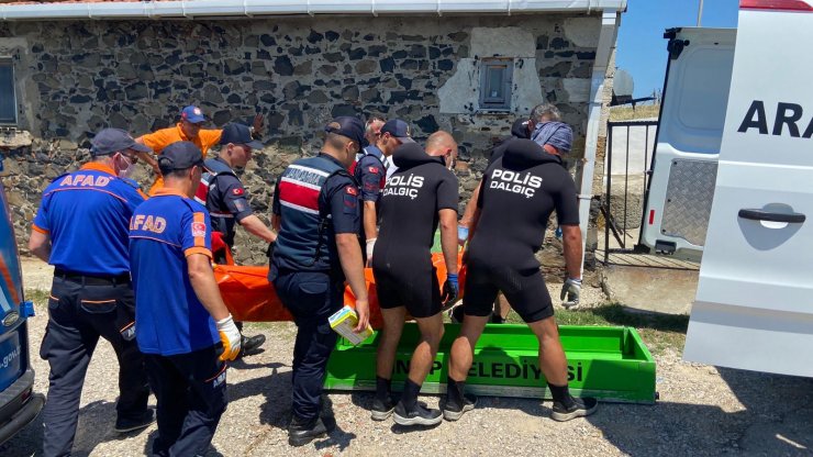 Sinop’da denizdeki ceset, selde sürüklenen mezara aitmiş