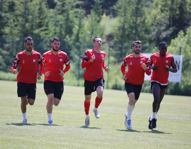 Sivasspor hücum çalıştı