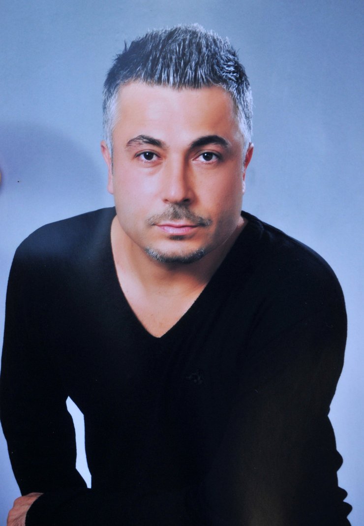 Cinayet sanığı bela okudu, hakim uyardı