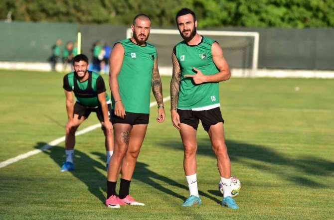 Denizlispor taktik çalışmalarını sürdürdü