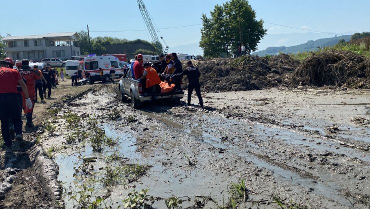 Kayıp iş makinesi operatörünün 9'uncu günde cesedine ulaşıldı