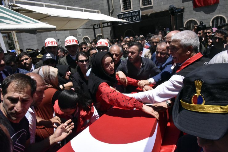 Şehit er Yusuf Gürler, son yolculuğuna uğurlandı