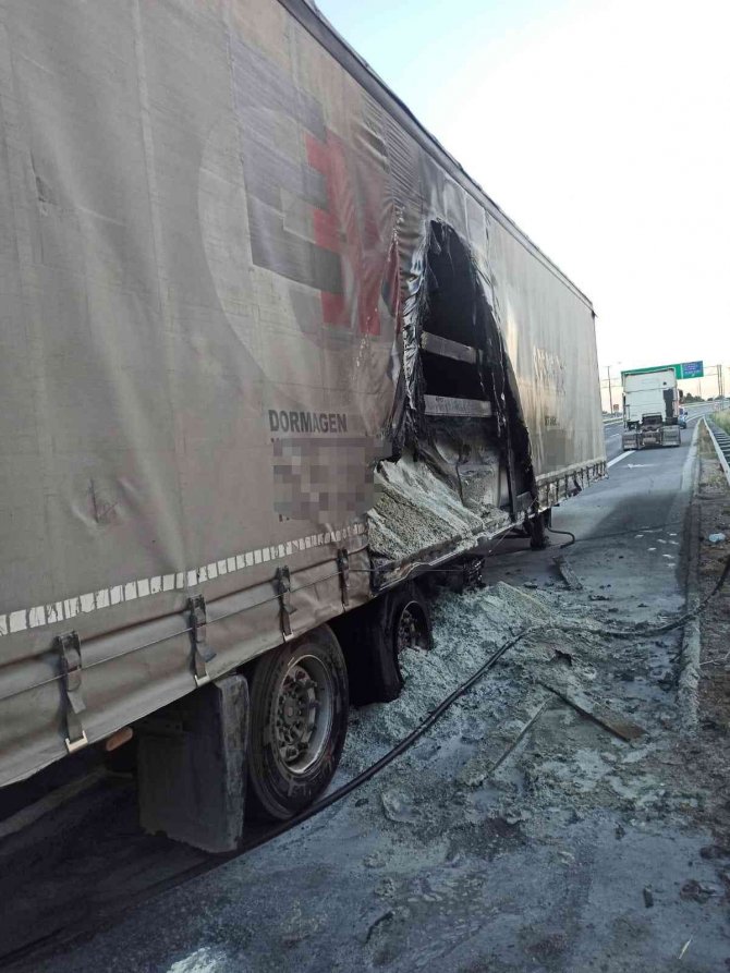 Tırda çıkan yangın söndürüldü