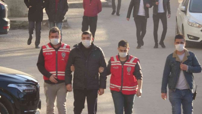 8’inci kattan kendini atan Özgecan Usta ölümüyle iddianame hazırlandı