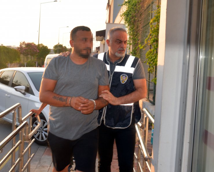 Adana'da 80 firari için şafak operasyonu