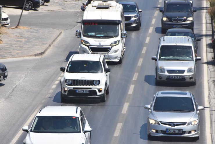 Bodrum'da bayram öncesi trafik durma noktasında
