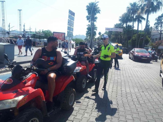 Marmaris’te trafik ekiplerinin denetimleri sonuç verdi