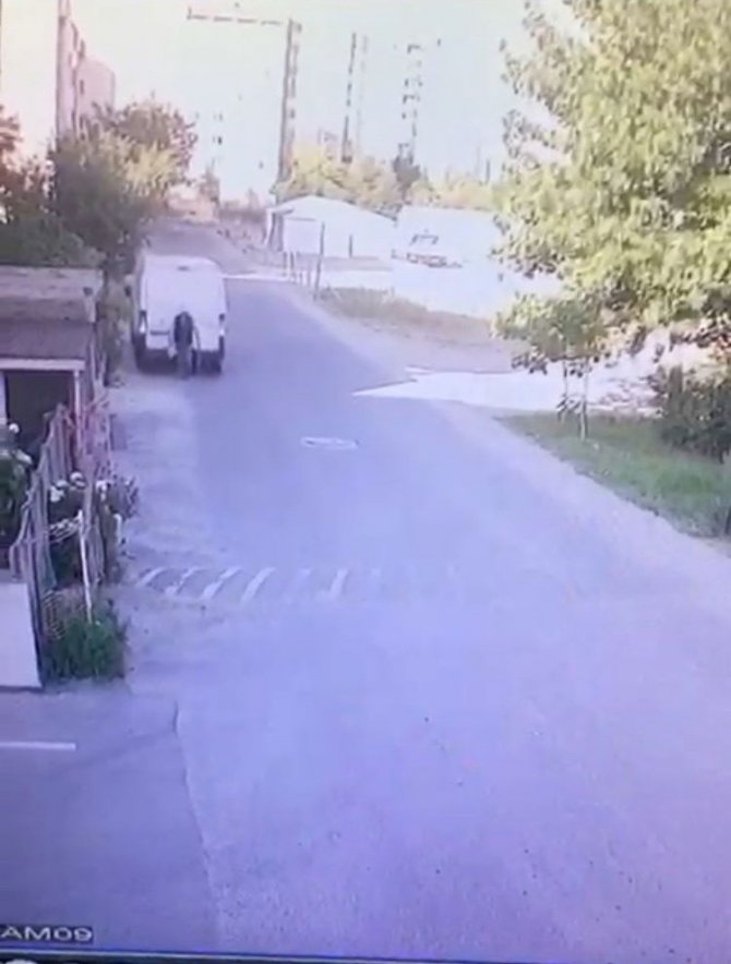 Ölümle sonuçlanan feci kaza, güvenlik kameralarına yansıdı