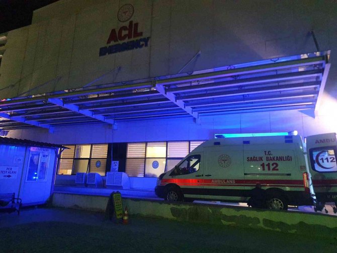 Üzerine mermer bloku düşen işçilerden 1 kişi öldü, 1 kişi de yaralandı