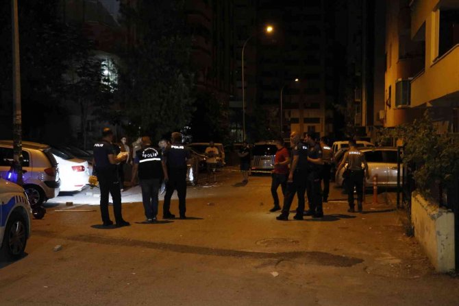 Adana’da gece yarısı silahlı kavga: 2 yaralı