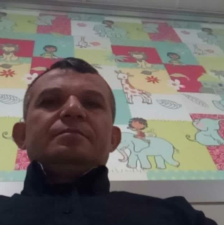 Babasını öldürüp, araya girmeye çalışan komşusunu da yaraladı