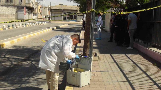 Cezaevi önünde silahlı saldırıya uğrayan şahıs öldü