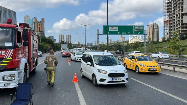 Otomobili itenlere arkadan gelen araç çarptı 