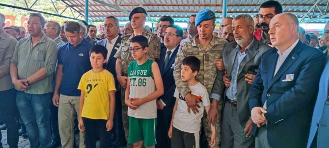 Şehit Piyade Uzman Çavuş Murat Yıldırım son yolculuğuna uğurlandı