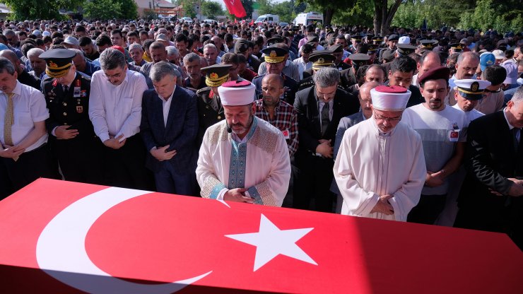 Şehit Uzman Çavuş Koca, son yolculuğuna uğurlandı