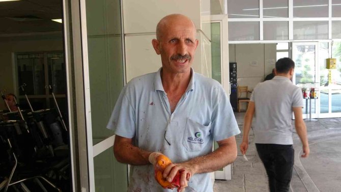 Acemi kasaplar soluğu hastanede aldı