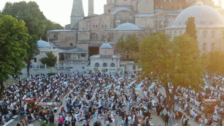 Ayasofya'da Kurban Bayramı namazı kılındı