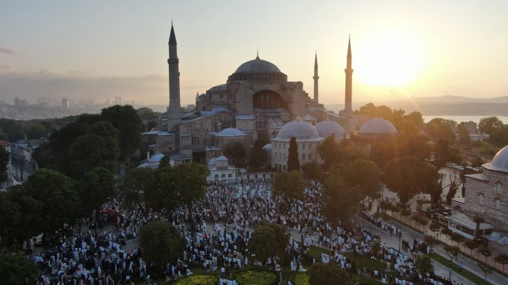 Ayasofya'da Kurban Bayramı namazı kılındı