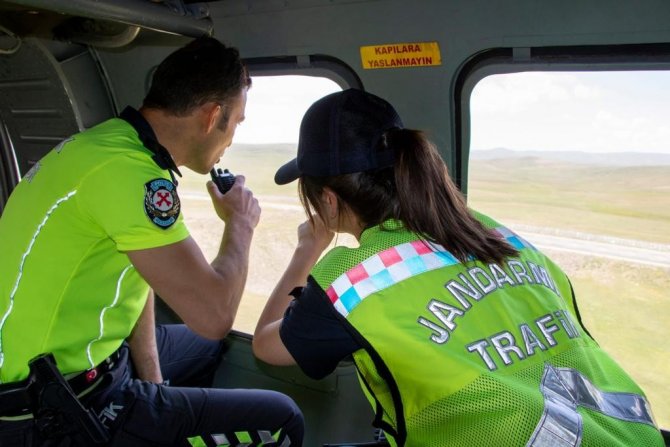 Bayramda helikopterli trafik denetimi
