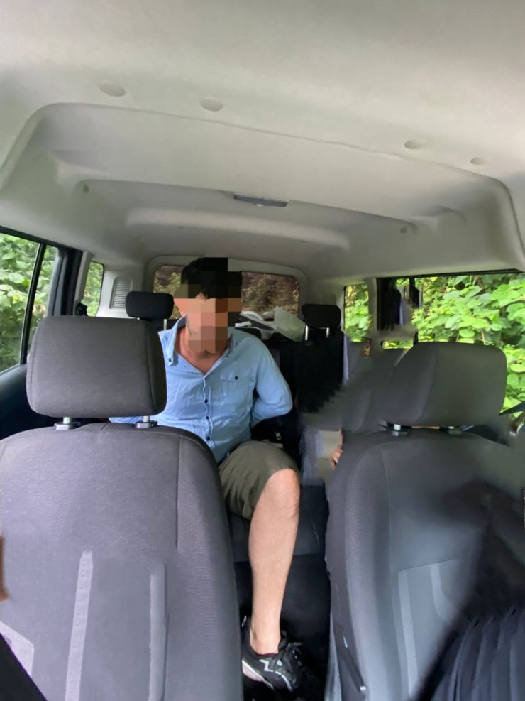 Bıçakladığı arkadaşı öldü, çalıntı kıyafetle üzerini değiştirip kaçarken yakalandı