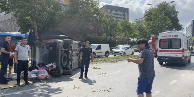 Kurban kesimi dönüşü feci kaza: 4 yaralı