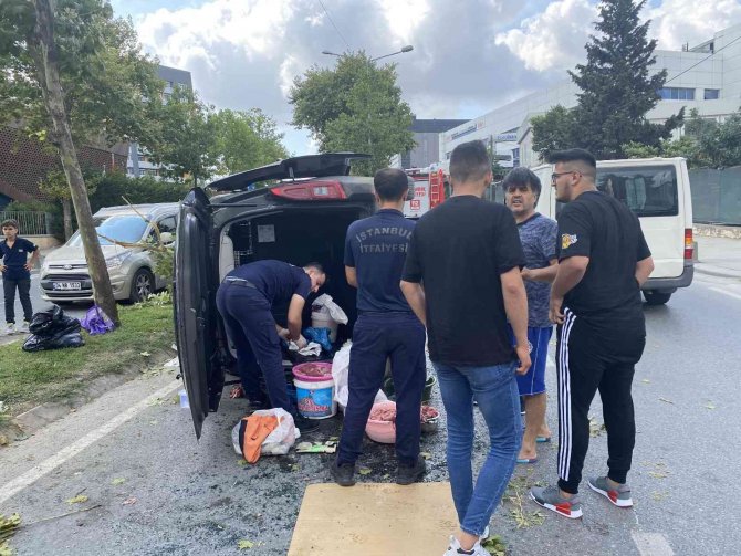 Kurban kesimi dönüşü feci kaza: 4 yaralı