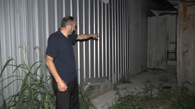 Bayram sakinliğini fırsat bilip 80 bin liralık malzeme çaldılar