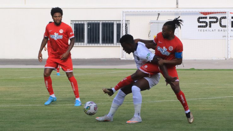 Emre Belözoğlu: Ülke futbolunu en iyi şekilde temsil edeceğiz
