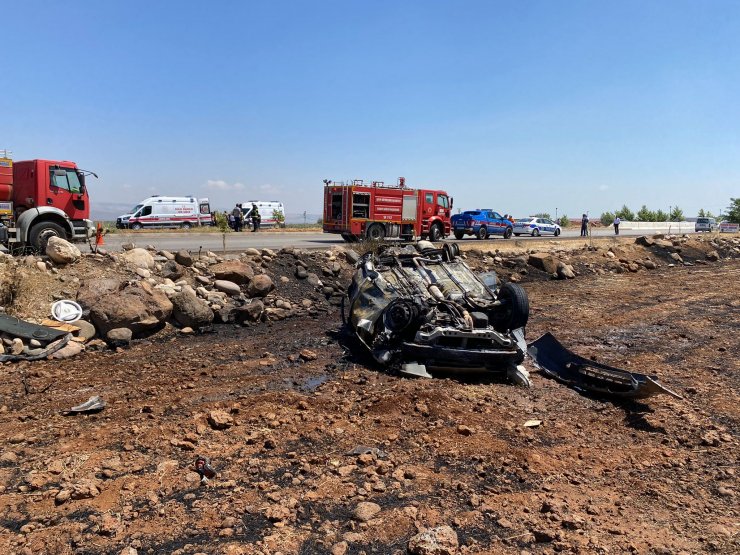 Takla atan otomobilde ölen sürücü, kızı ve 2 torunu toprağa verildi