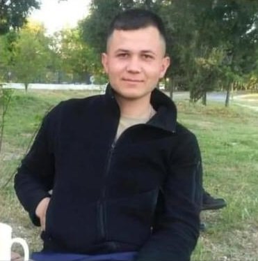 Tatil yolunda kazada ölen 3 arkadaş son yolculuklarına uğurlandı