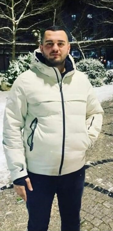 Tatil yolunda kazada ölen 3 arkadaş son yolculuklarına uğurlandı