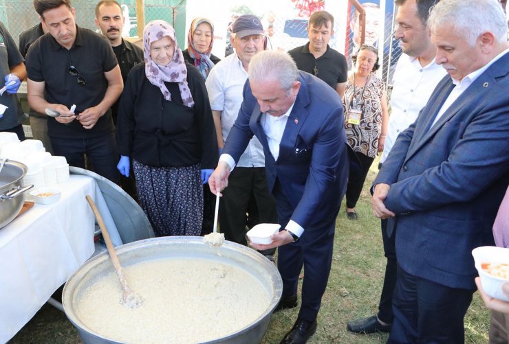 TBMM Başkanı Şentop: Kapalı alanlarda maske kullanmada fayda var