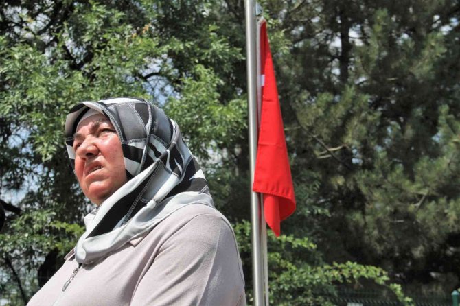 15 Temmuz gazisi ve şehit eşi Türkan Güder, o karanlık geceyi anlattı