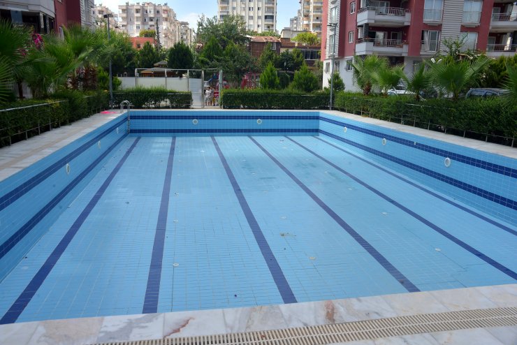 Elektrik akımına kapılıp ölen Türker'in ailesi, site yönetiminden şikayetçi oldu