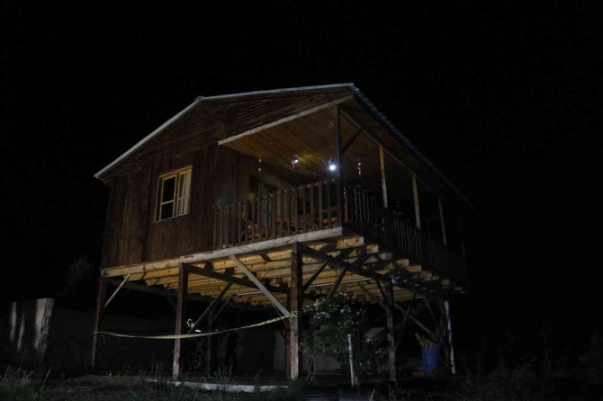 Akrabalar arasındaki silahlı kavga kanlı bitti: 1 ölü, 1 yaralı