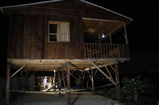 Akrabalar arasındaki silahlı kavga kanlı bitti: 1 ölü, 1 yaralı