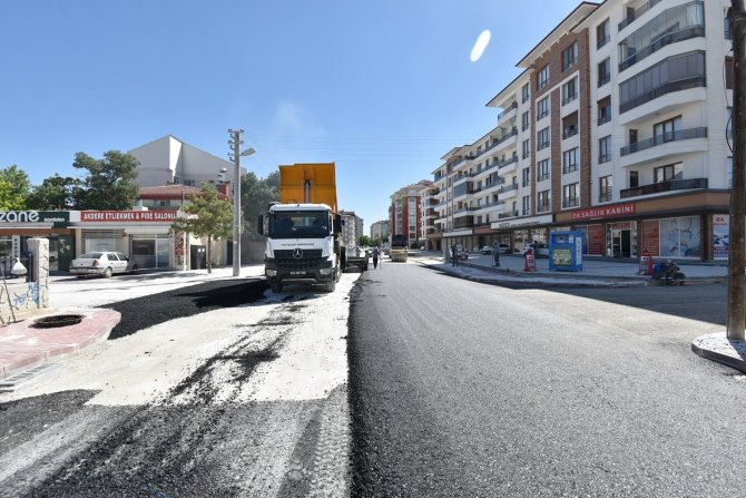 Başkan Hasan Kılca sahadaki çalışmaları yakından takip ediyor