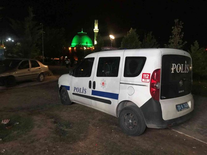 Bıçaklı kavga: 1 yaralı