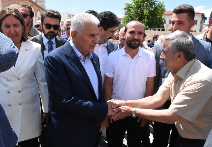 Binali Yıldırım: Cumhurbaşkanımızı rekor oyla tekrar başımıza getireceğiz