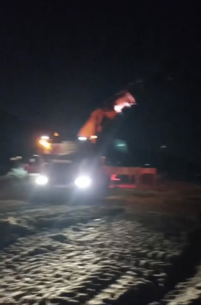 Bursa milyonluk lüks yat karaya oturdu