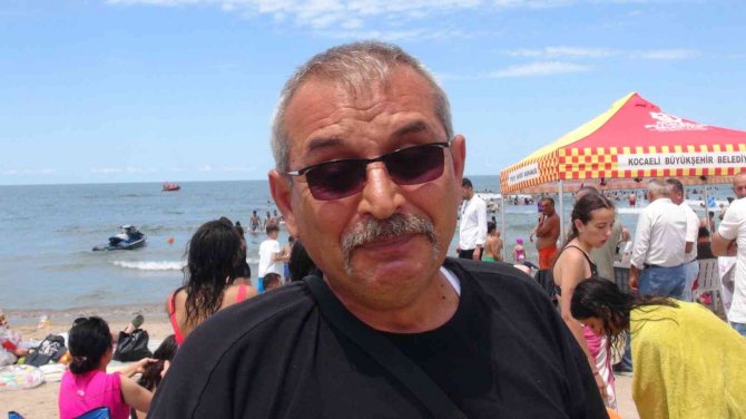 Denizde kaybolan genci arama çalışmaları devam ediyor