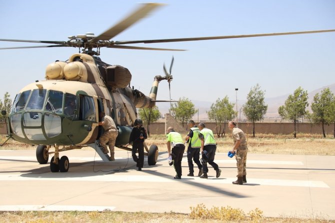 Helikopterle havadan trafik denetimi yapıldı