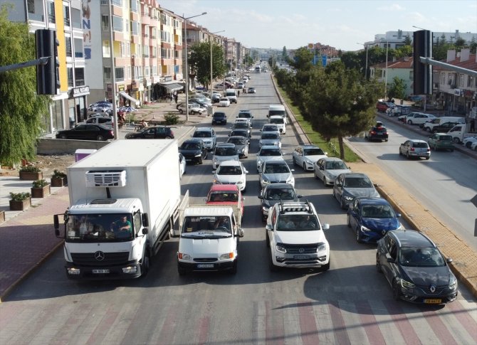 Konya-Ankara kara yolunda Kurban Bayramı yoğunluğu yaşanıyor