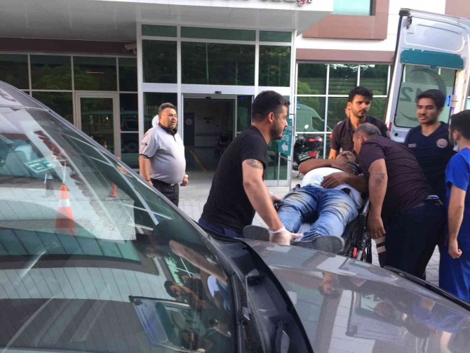 Konya'da gözünden arının soktuğu kişi hastanelik oldu