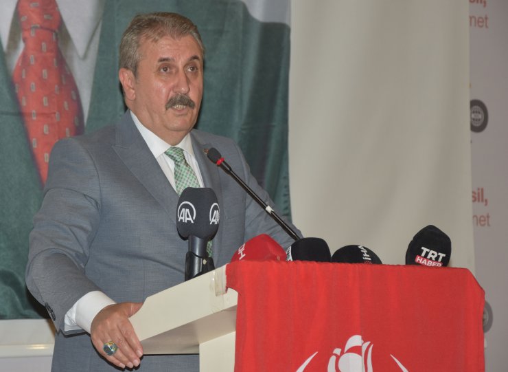 BBP'li Destici'den 6'lı masa yorumu: 6'sının da kafasında ayrı cevap var