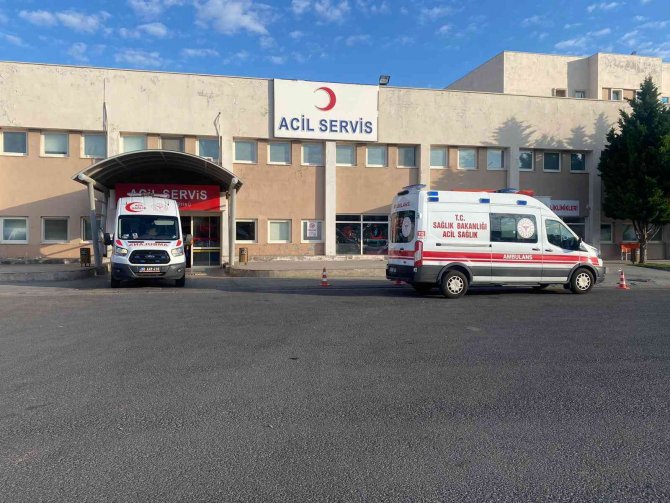 Nevşehir’de takla atan araç tarlaya uçtu: 1 ölü, 4 yaralı