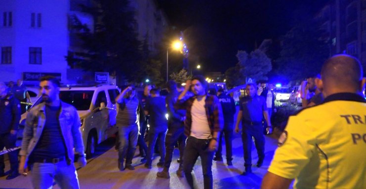 Polis otosuna ateş etti, ayağından vurularak etkisiz hale getirildi