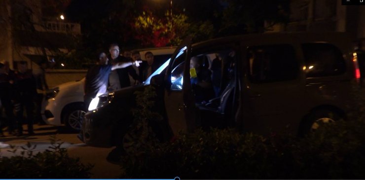 Polis otosuna ateş etti, ayağından vurularak etkisiz hale getirildi